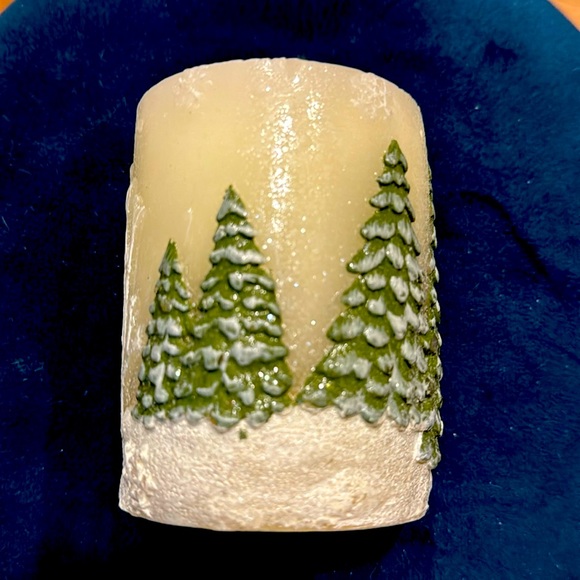 Sparkly ZODAX Christmas Tree Candle. New With Tags - Picture 2 of 8